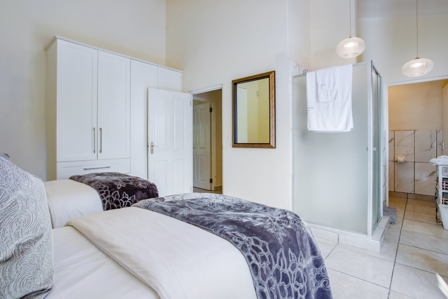2 Bedroom Property for Sale in Franschhoek Western Cape